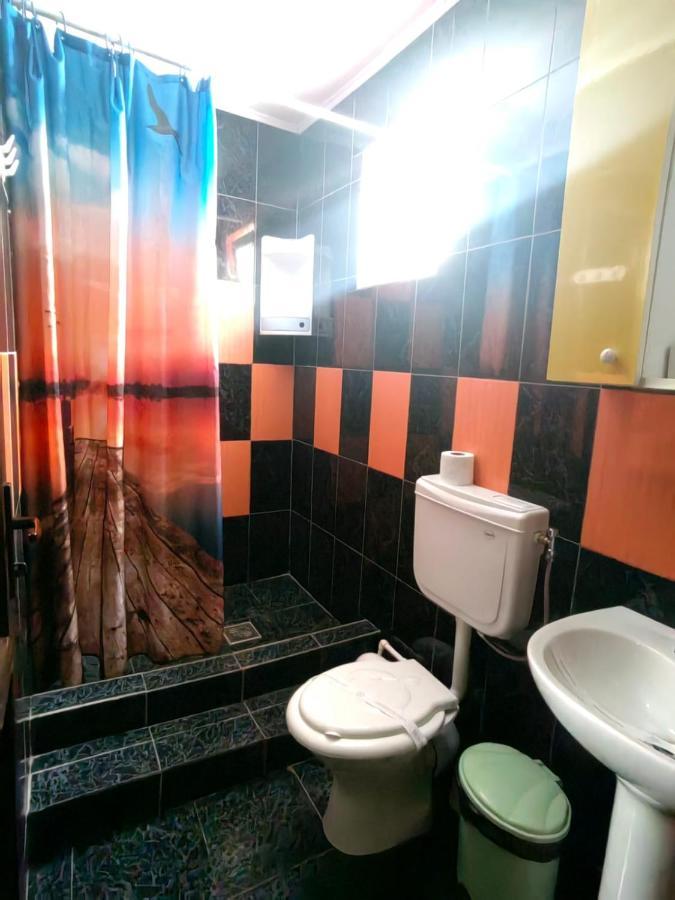 Casa Alexandru Hotel Două Mai Екстериор снимка